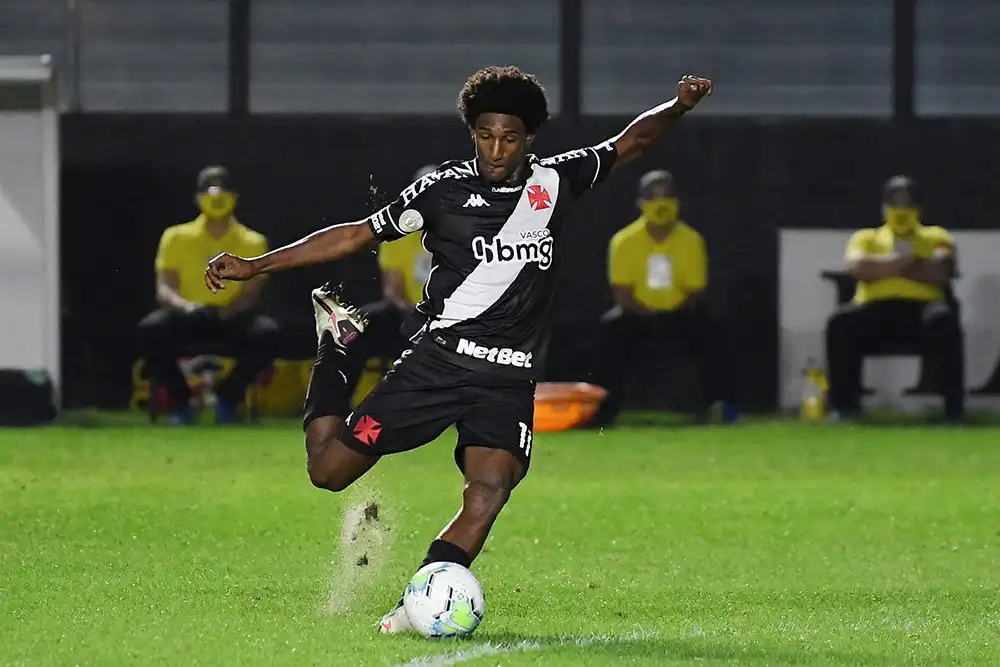 How to Get and Follow CR Vasco da Gama Games Today