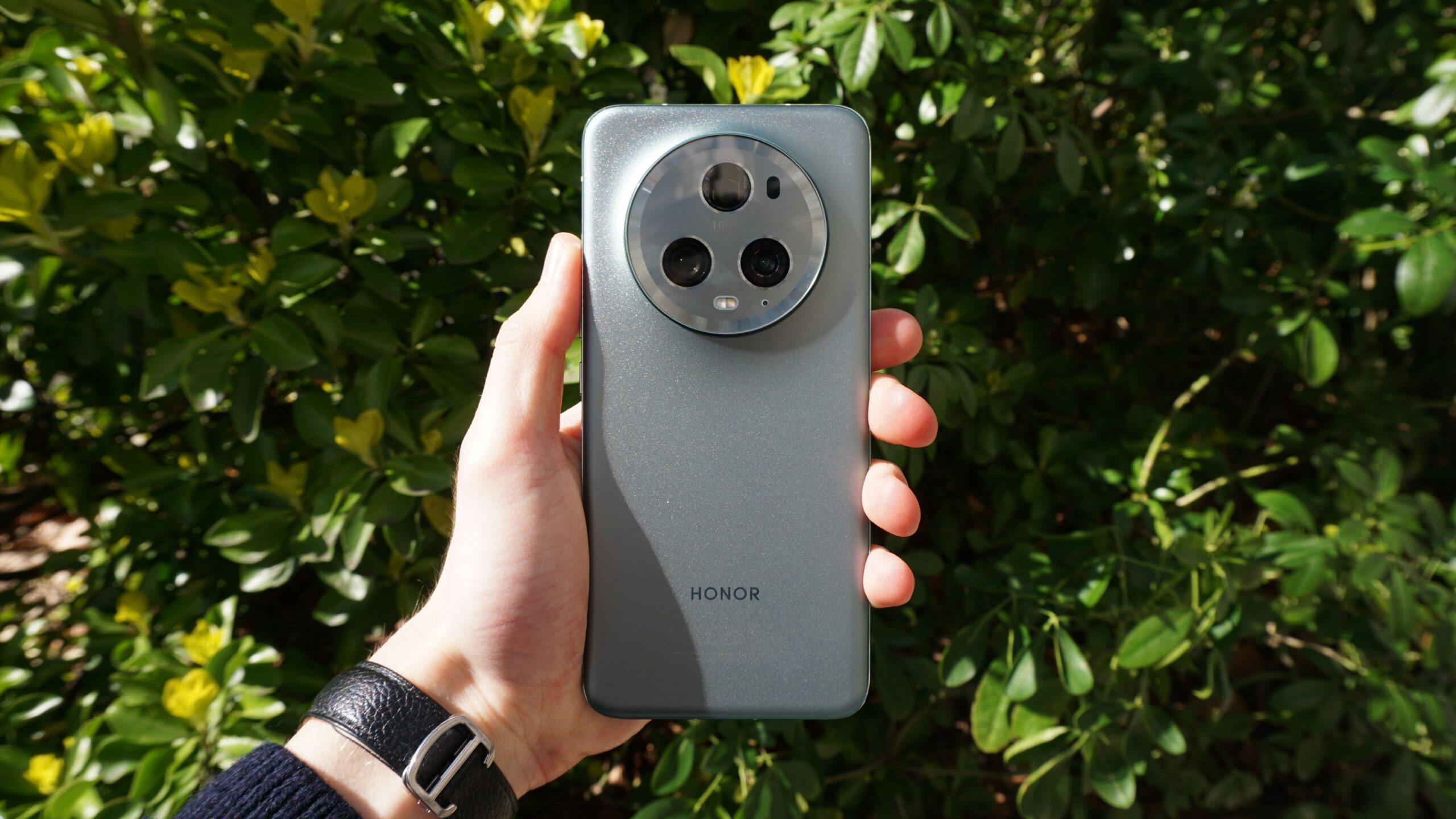 Honor Magic 5 Pro Review: Performance & Camera Guide